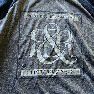 Size XXL rock & Republic gray and blue long sleeve shirt